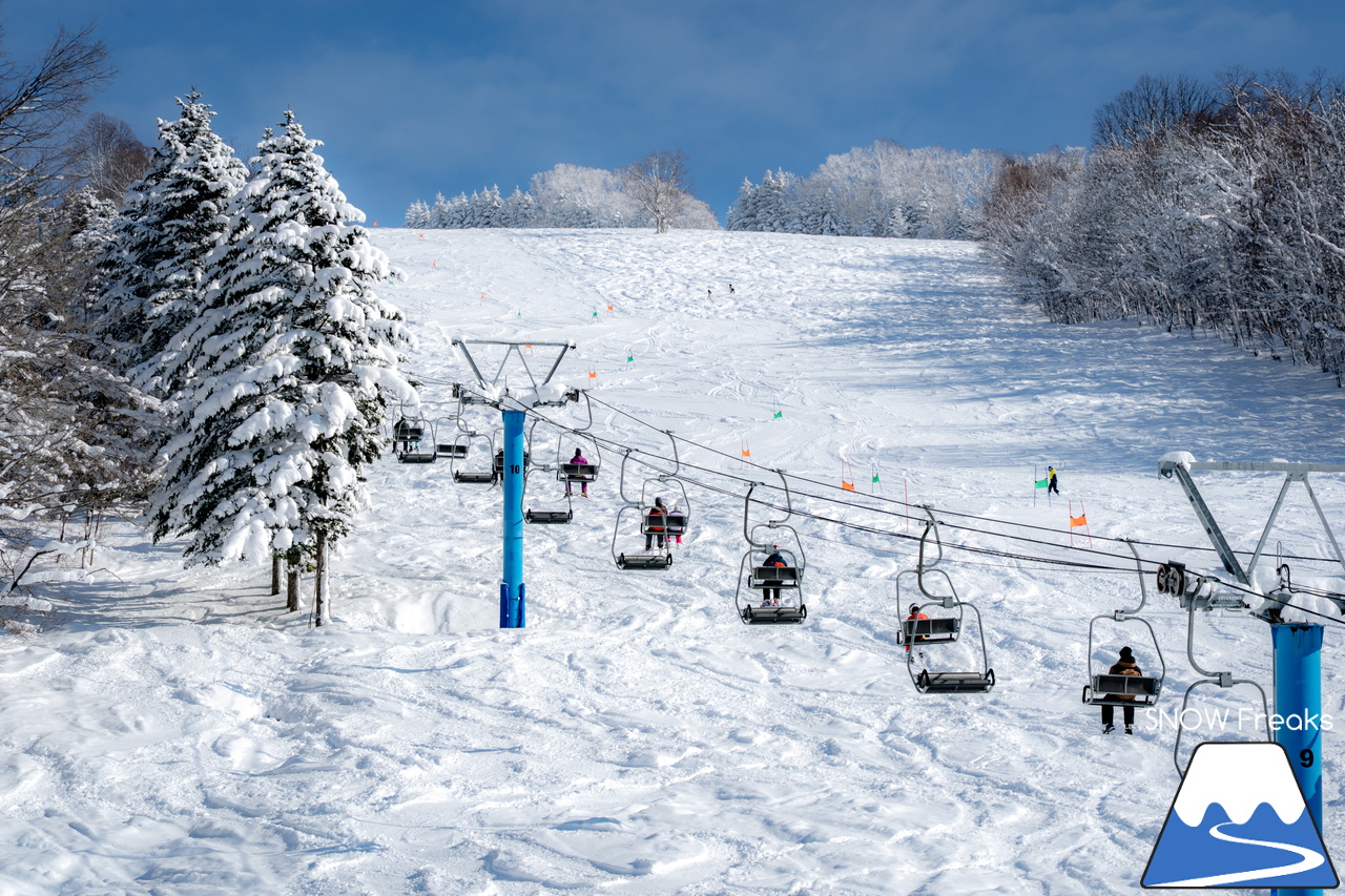 ぴっぷスキー場｜旭川紋別自動車道・比布北インターを降りたら約３分で到着。良質な雪、多彩なコース、抜群の眺望、美味しいグルメ、アフタースキーに温泉も。。。とっても高い満足度を誇るローカルゲレンデを滑ります(^^)/